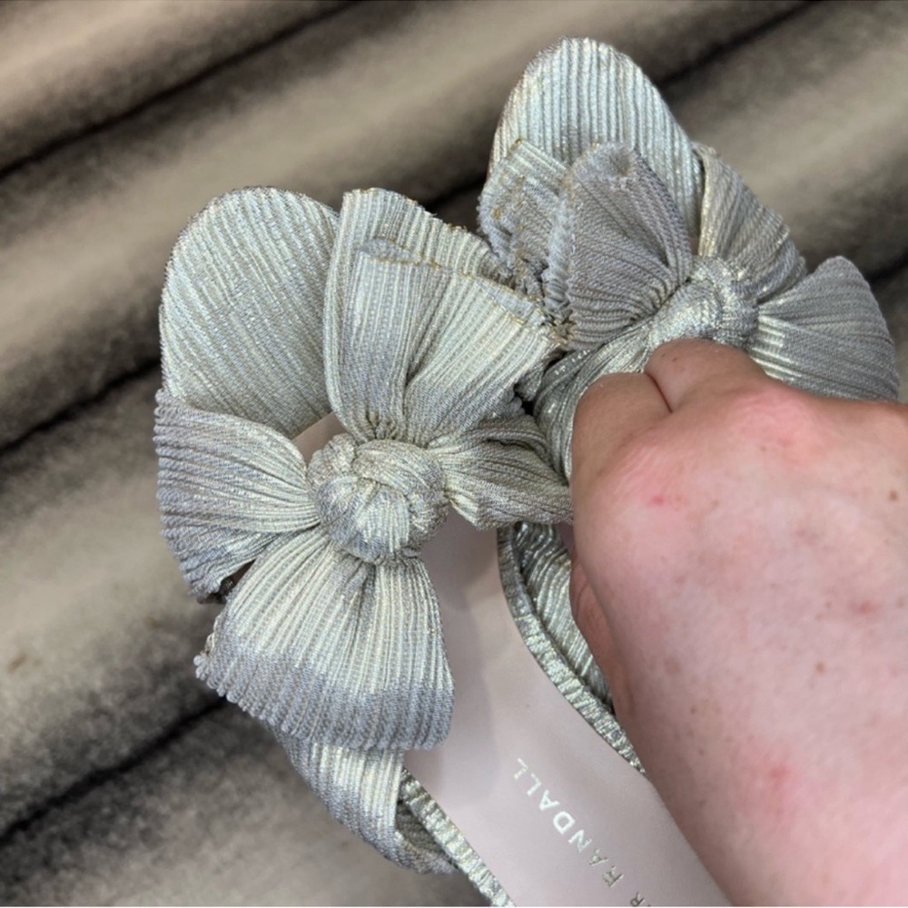 Loeffler Randall Camellia Bow Platinum Pleated Fabric Sandals Heels - Picture 5 of 9